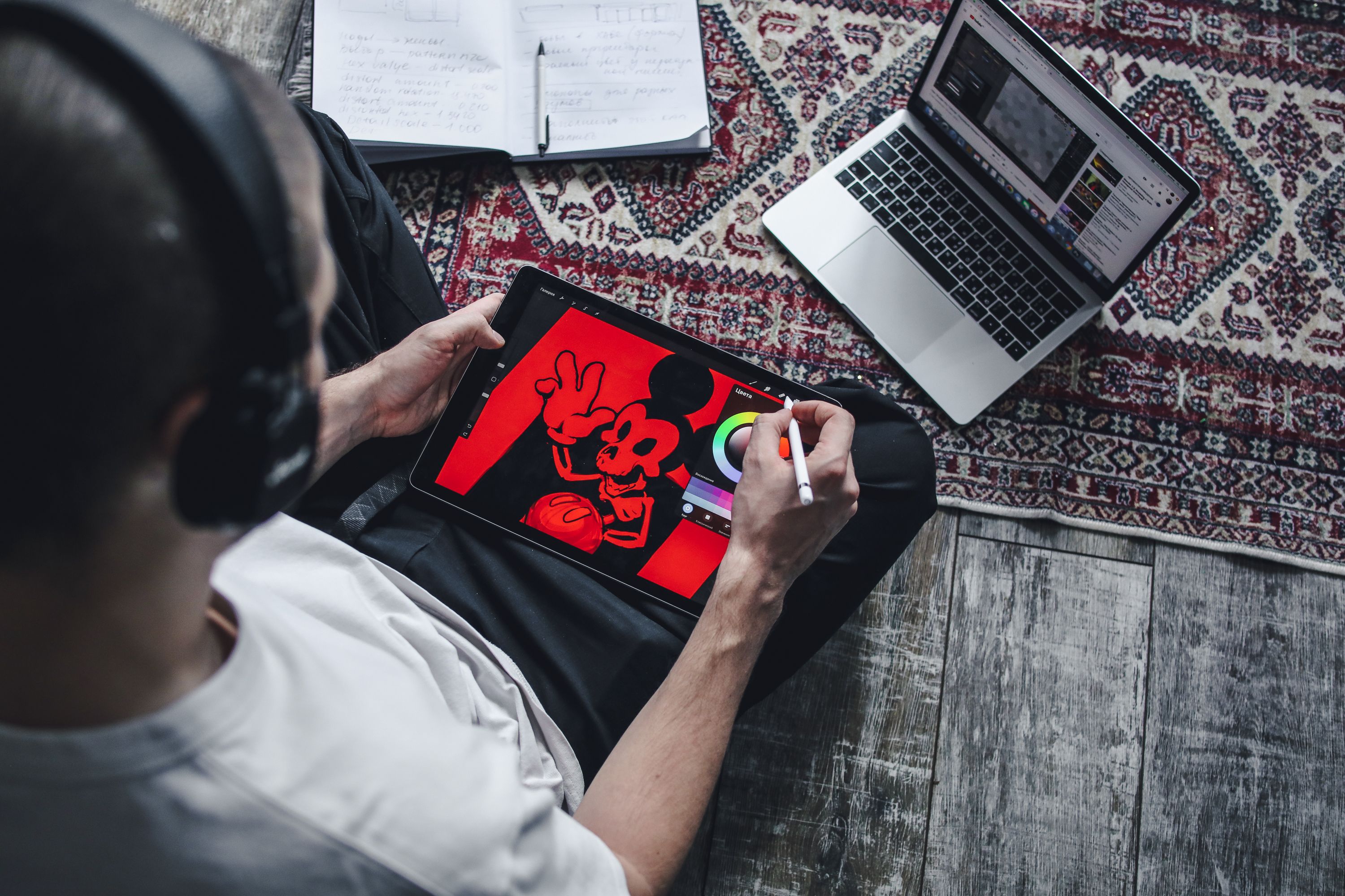 The best Photoshop tutorials to boost your skills and learn what's new — Photo by Polina Tankilevitch on Pexels