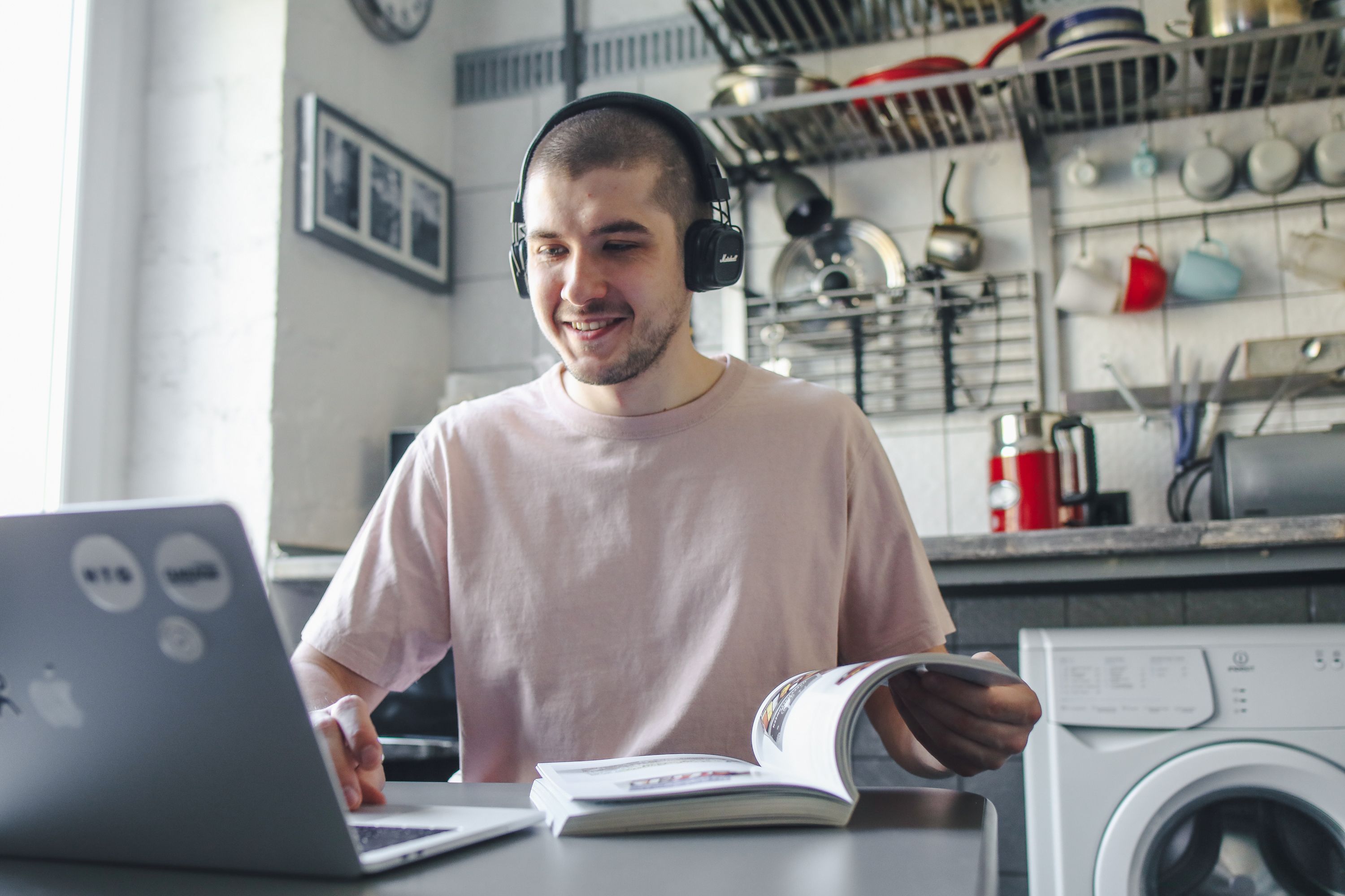 1:1 Tutoring for Adults: How to Find the Right Platform When You Are Learning on Your Own Terms