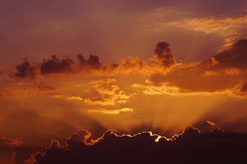 Kostenlos Crepuscular Clouds Stock-Foto