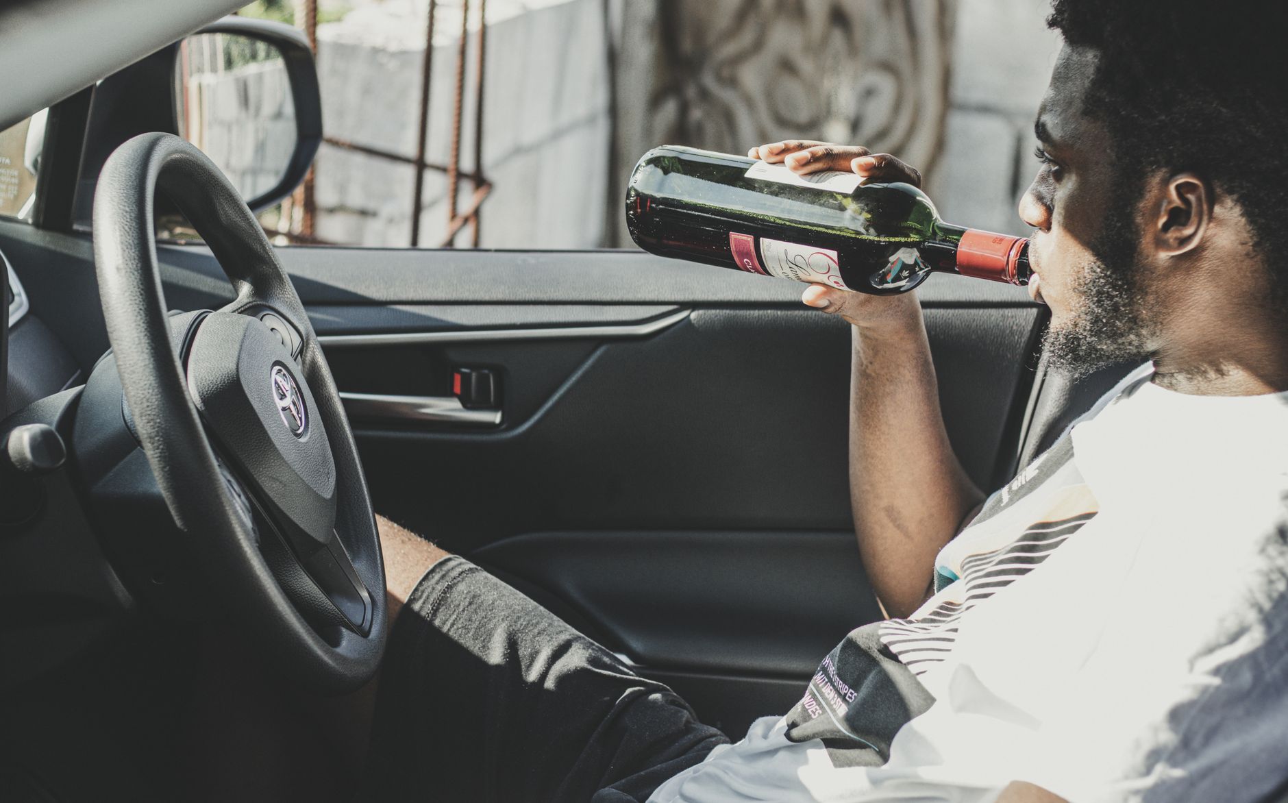 Single Drivers Save Big: Study Reveals Major Auto Perks