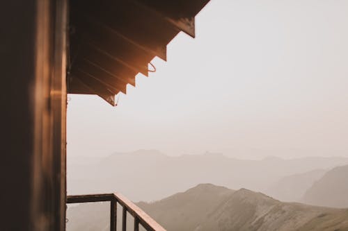 Gratis stockfoto met balkon, balkons, bergen