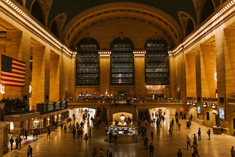 People In Grand Central Station