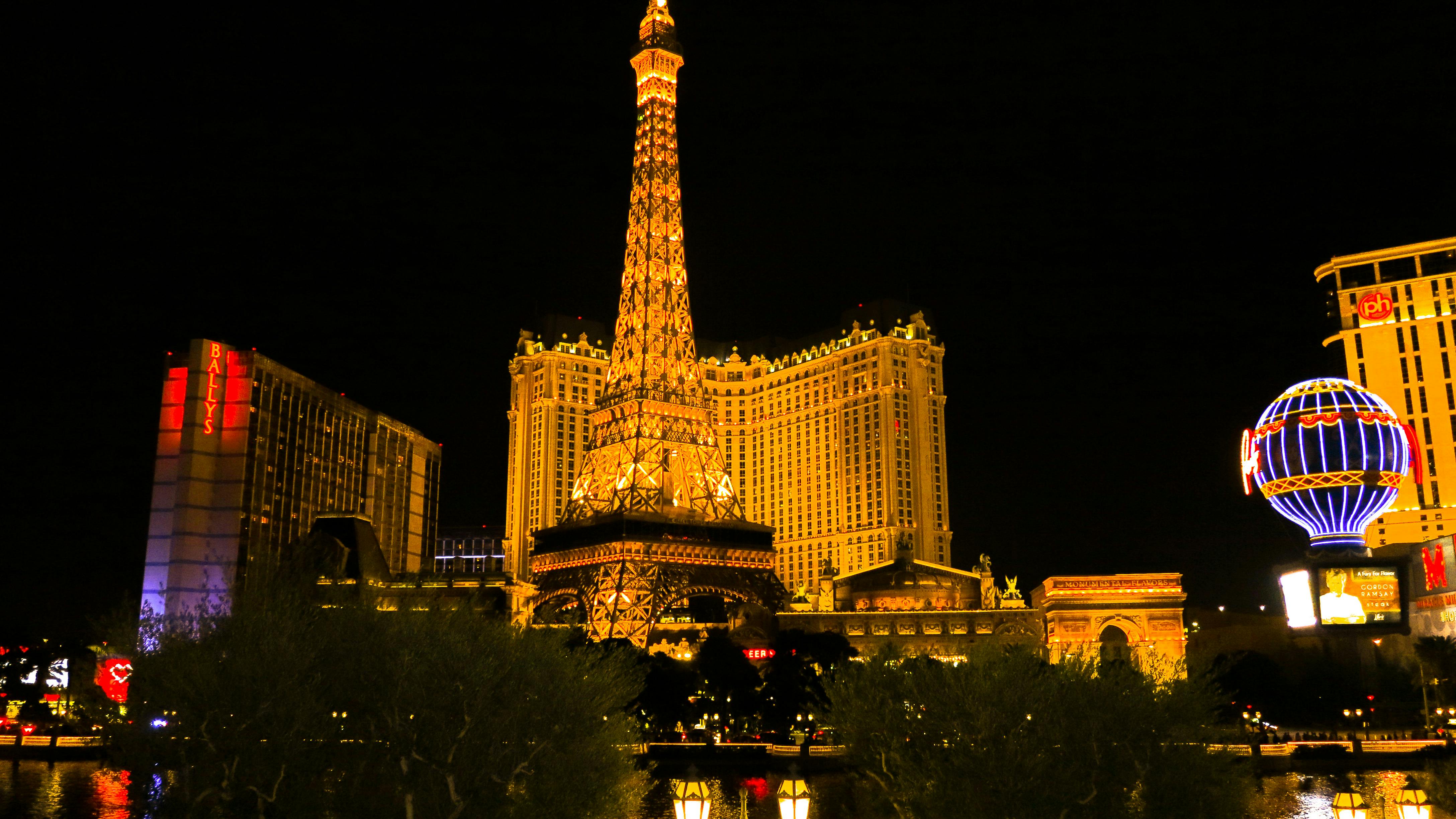 City tower casino buffet