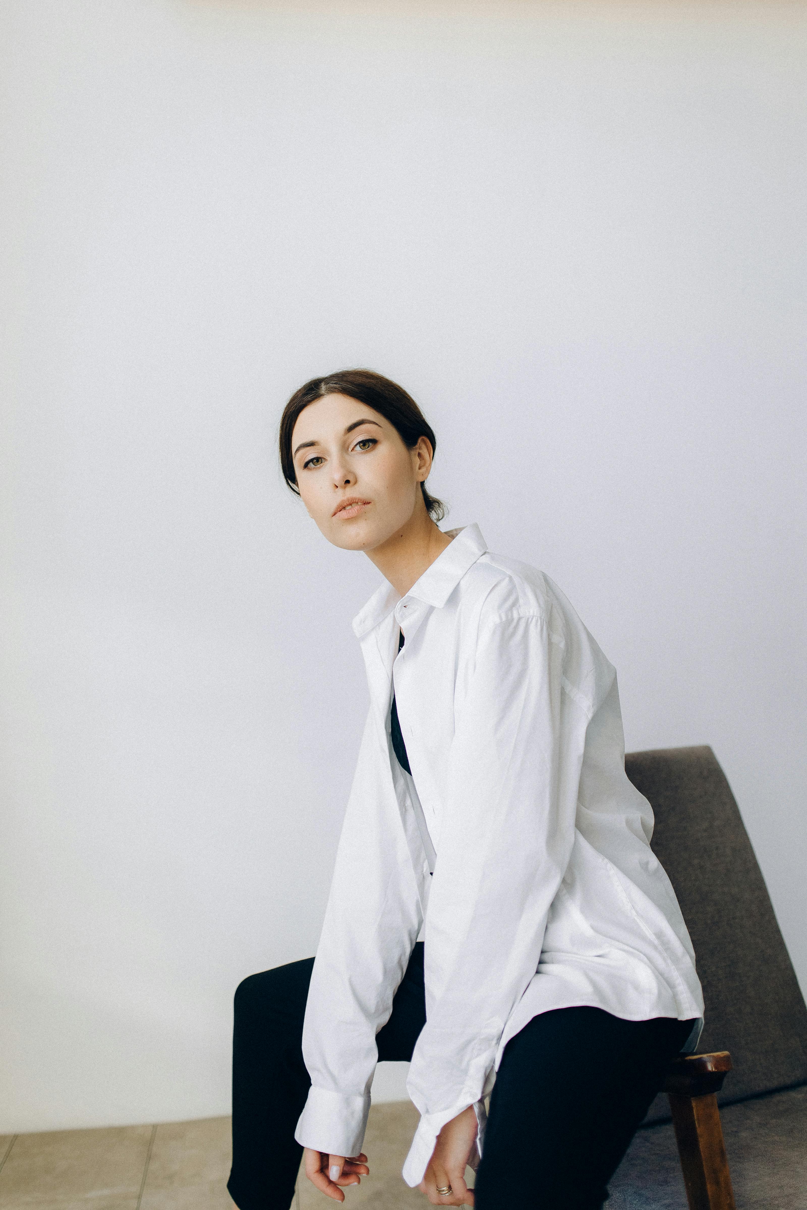 Which planet gives beautiful spouse?