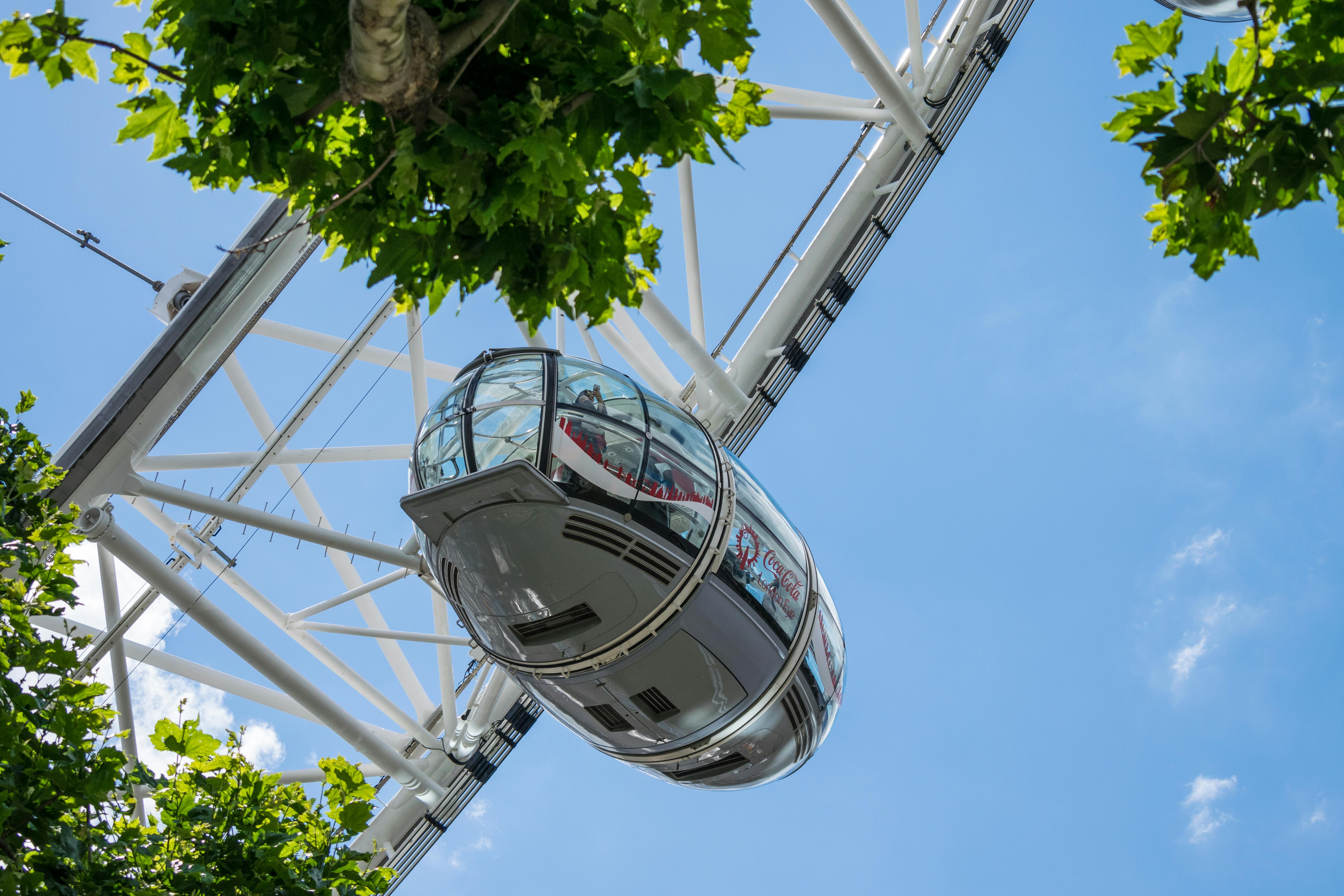 Lowangle Photography of White Cable Car · Free Stock Photo