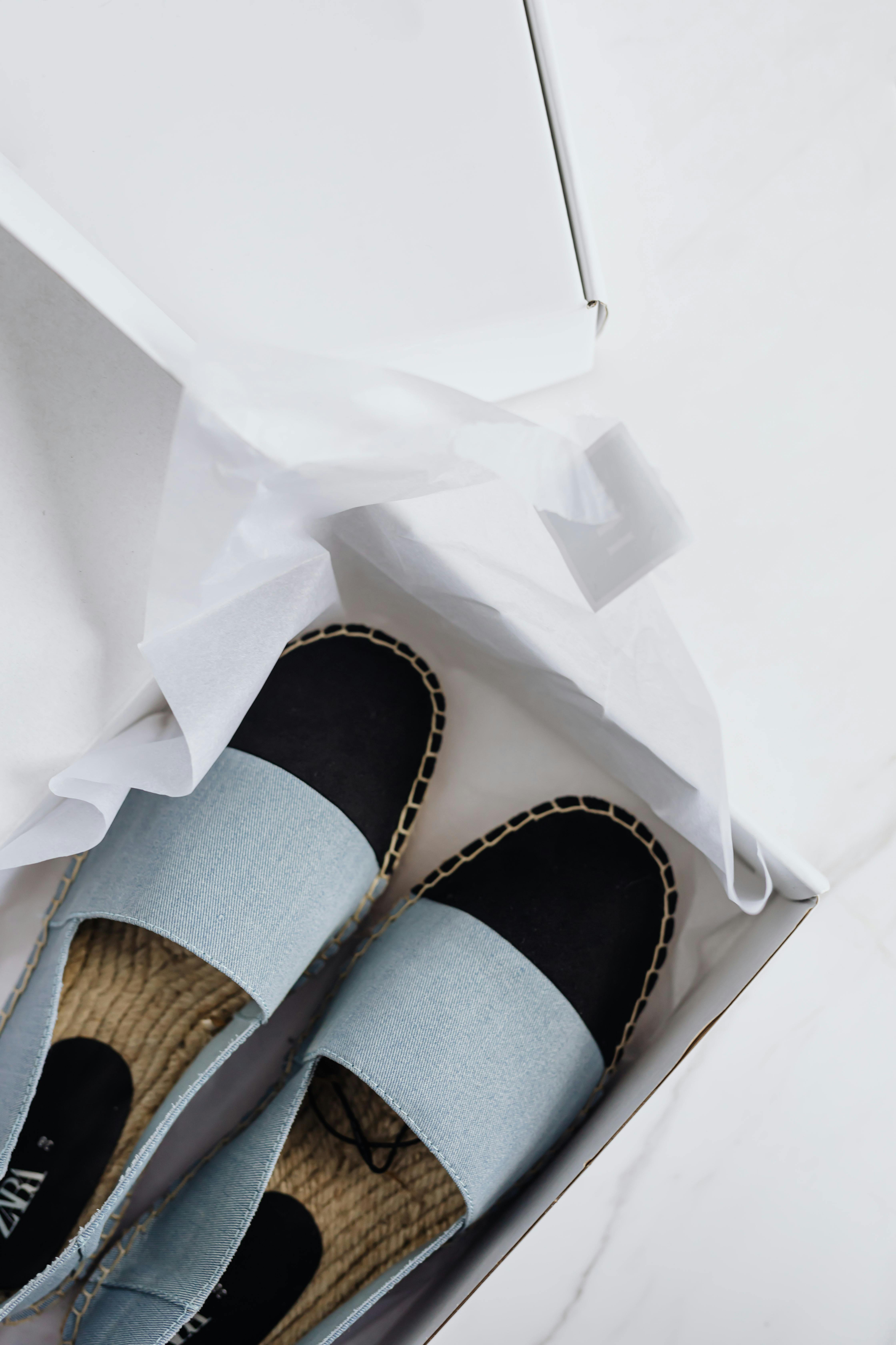 stylish espadrilles shoes in carton box