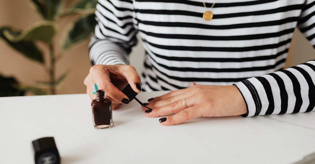 How to hydro dip at home with nail polish