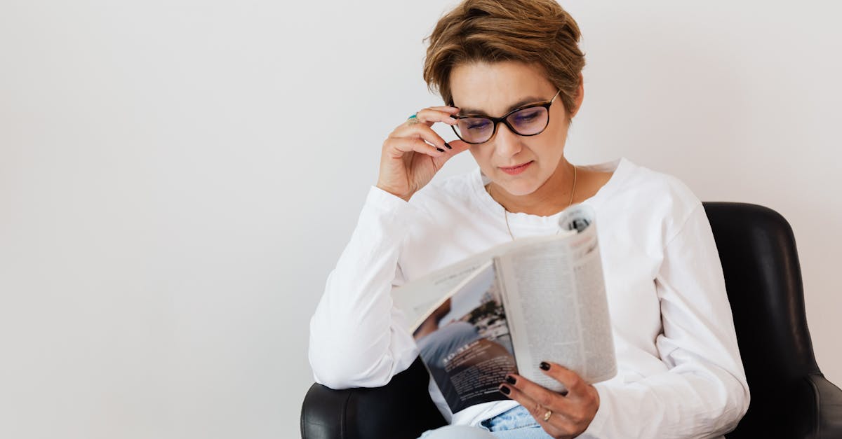 How to comfort someone over text after a death