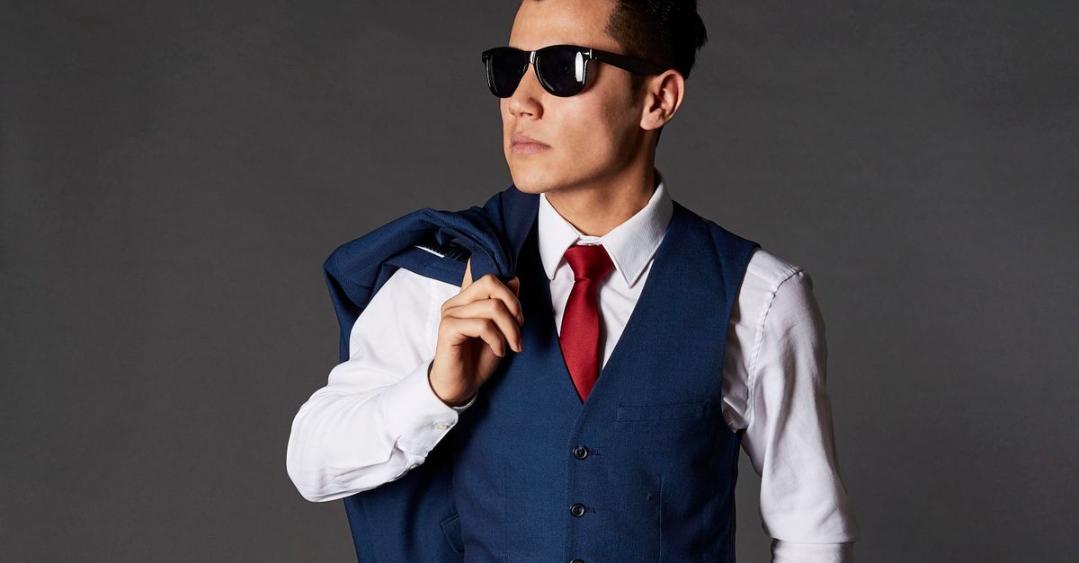 man smart casual outfit