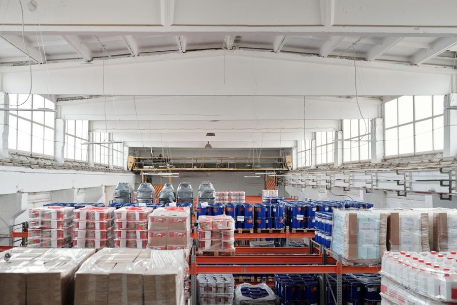 Warehouse supply chain logistics