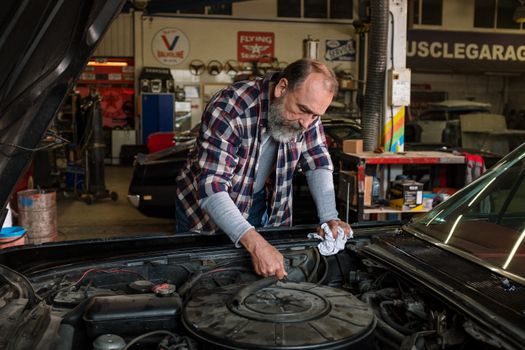 Auto body shop
