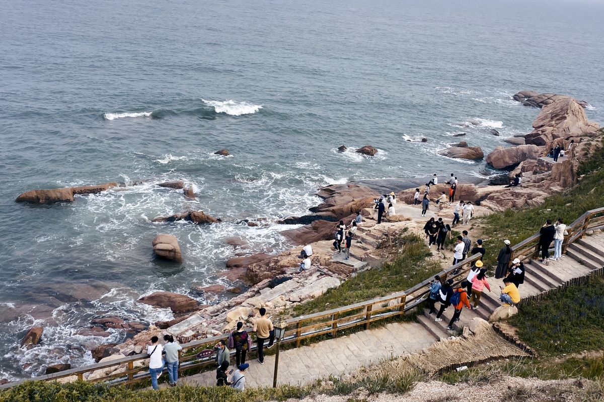 Take a Day Trip to Laoshan Mountain