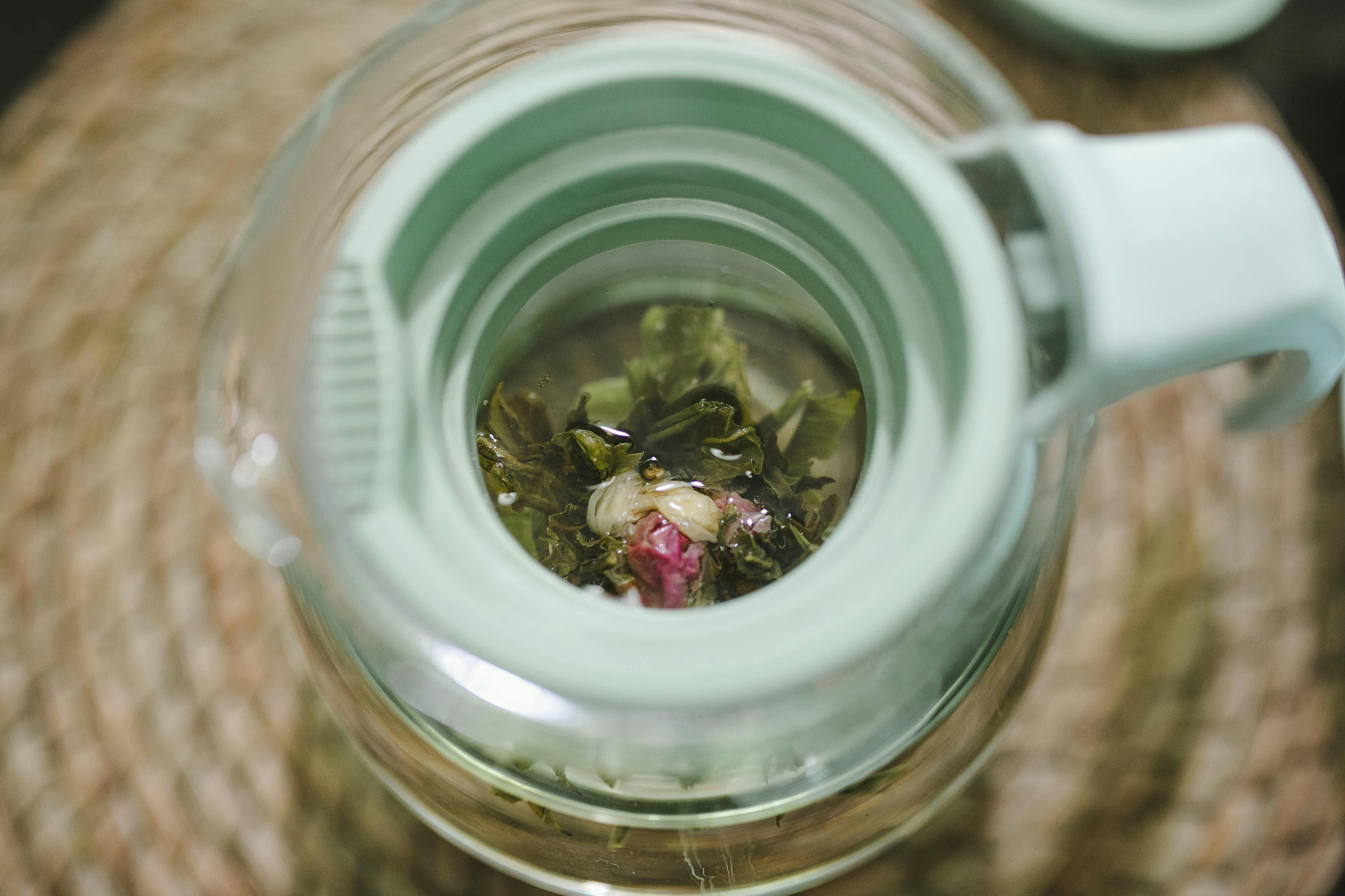 MOTHER’S DAY BOTANICALS AND AFTERNOON DELIGHTS