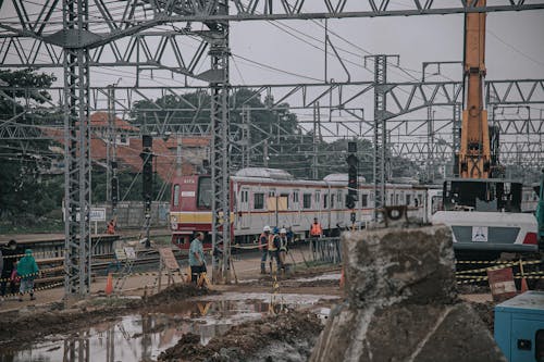 Безкоштовне стокове фото на тему «будівництво, електрика, калюжа»