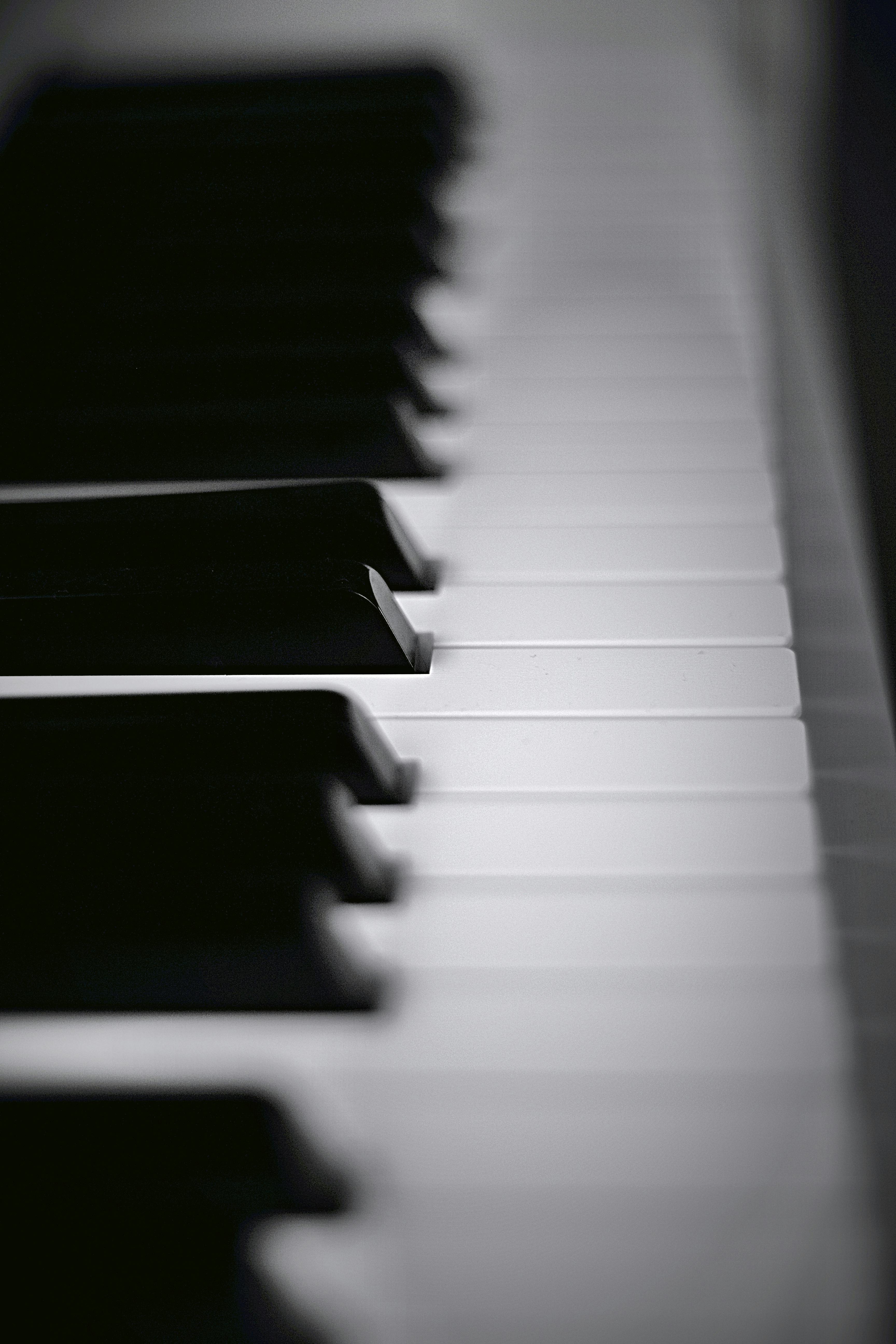 Download Gambar Wallpaper Black and White Piano terbaru 2020