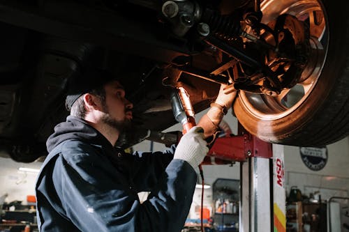 Kostnadsfri bild av arbetare, återställa, auto tech