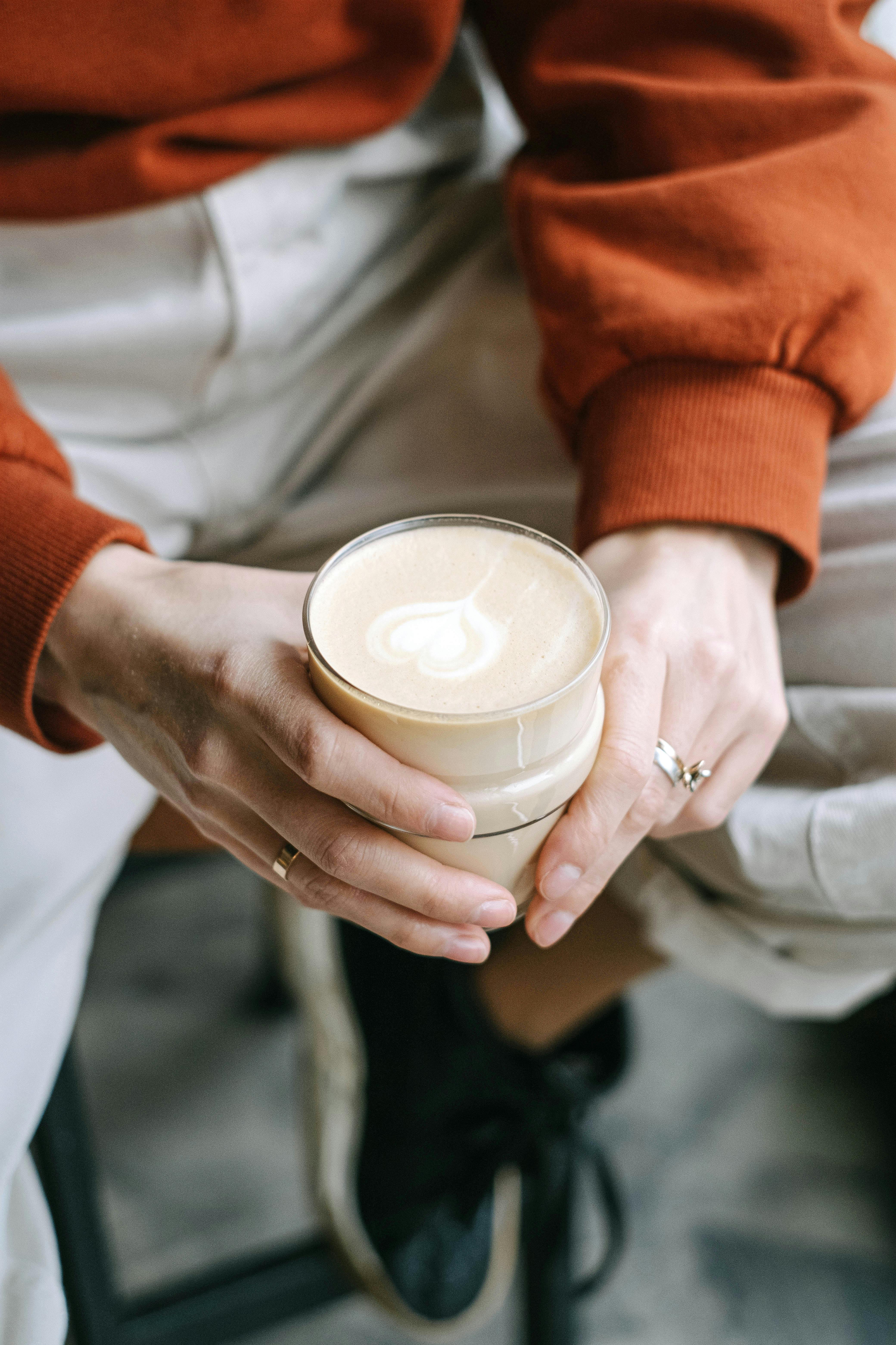 Do Muslims drink coffee?