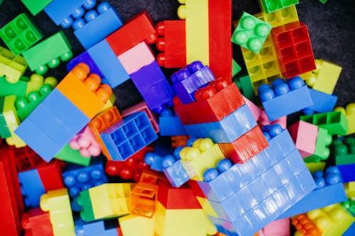 бесплатная Бесплатное стоковое фото с блоки, красочный, пластиковые игрушки Стоковое фото