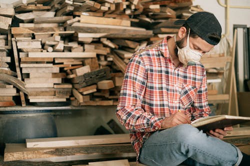 Fotobanka s bezplatnými fotkami na tému brúska, chlap, craftperson