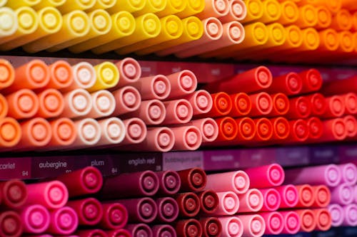 Free Základová fotografie zdarma na téma barevné tužky, barvení, červená Stock Photo