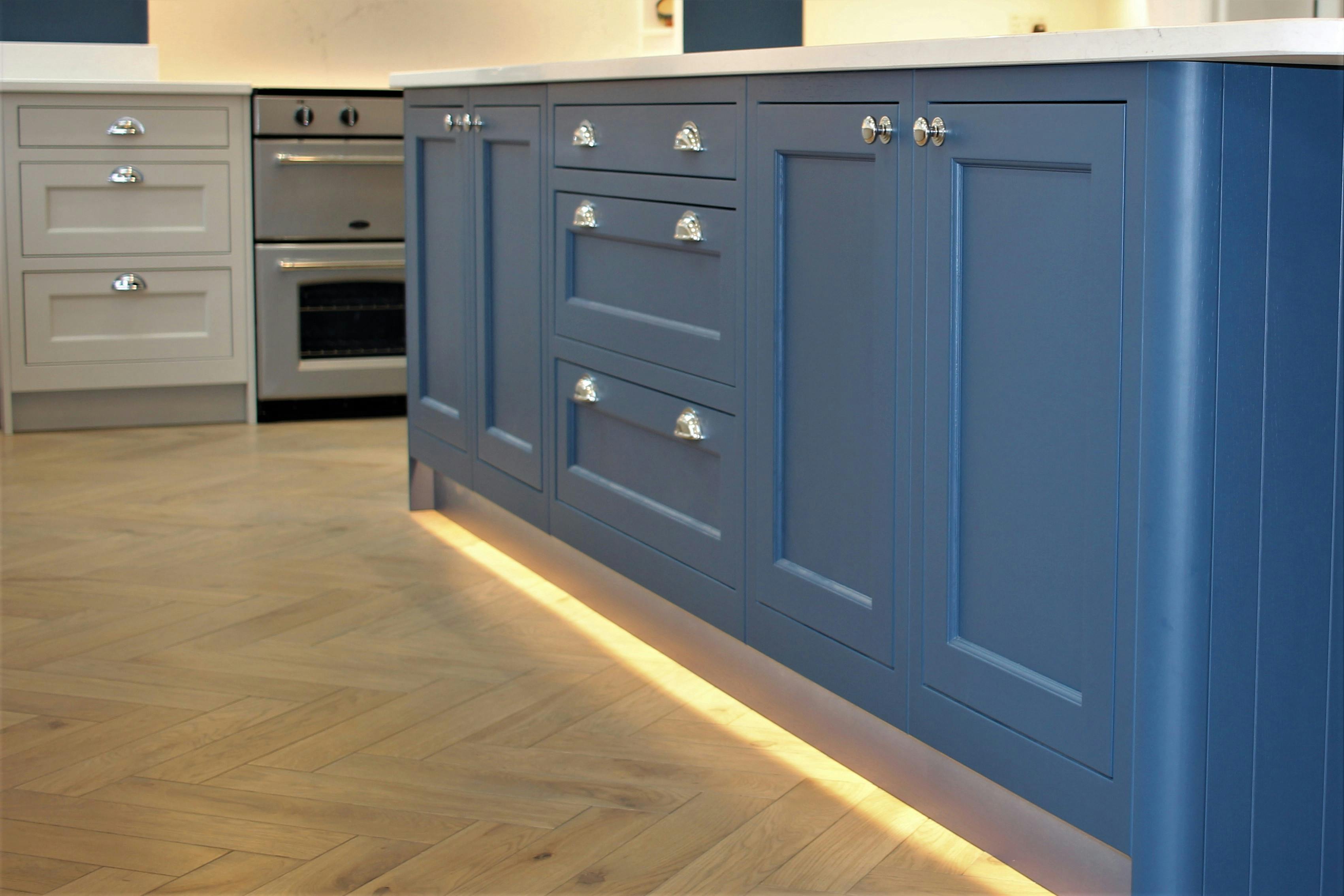 Jams Kitchens Fitted. 10 Photos & Videos Collected by Jose