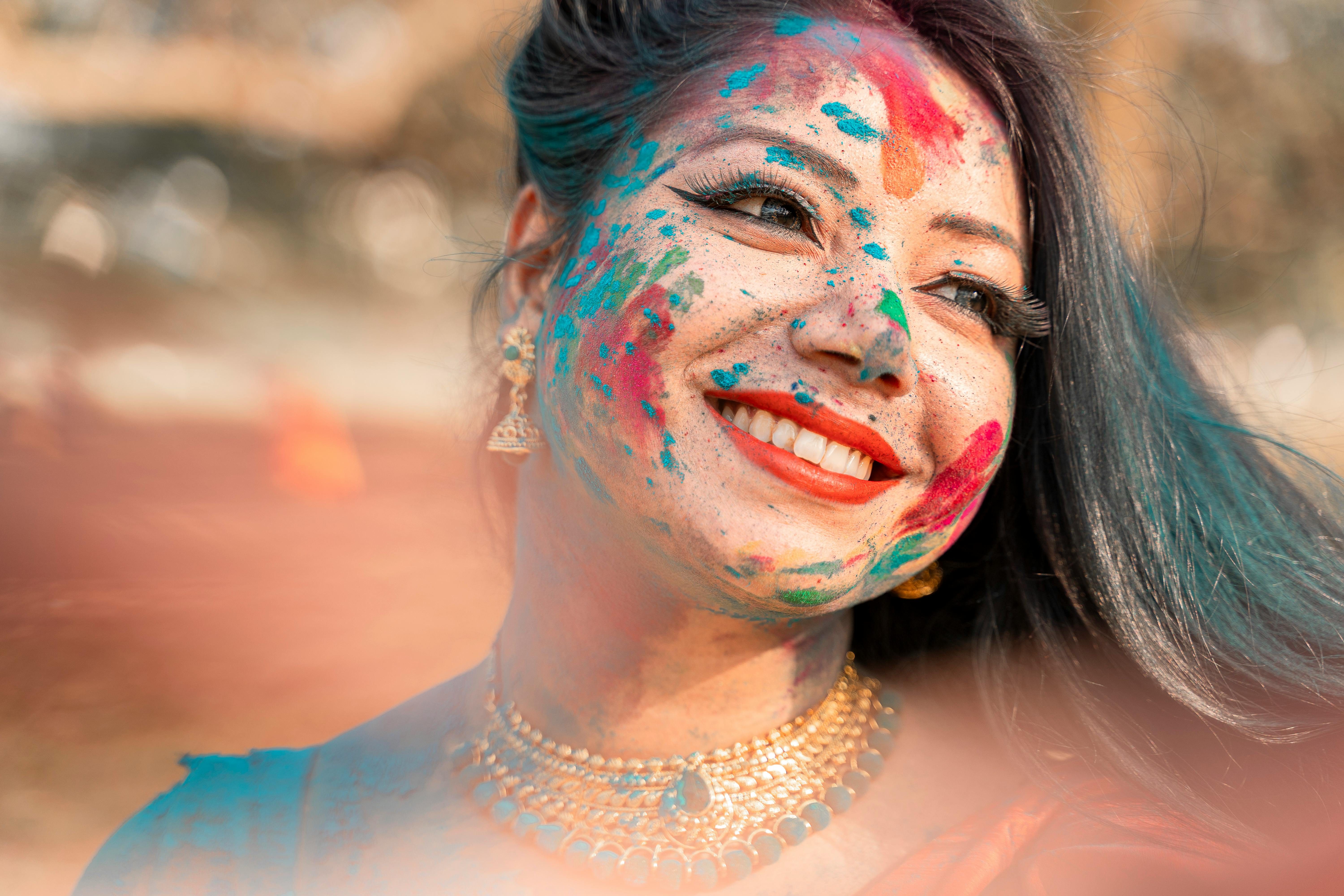 hindi general entertainment channel — Photo by Suman Karmakar on Pexels