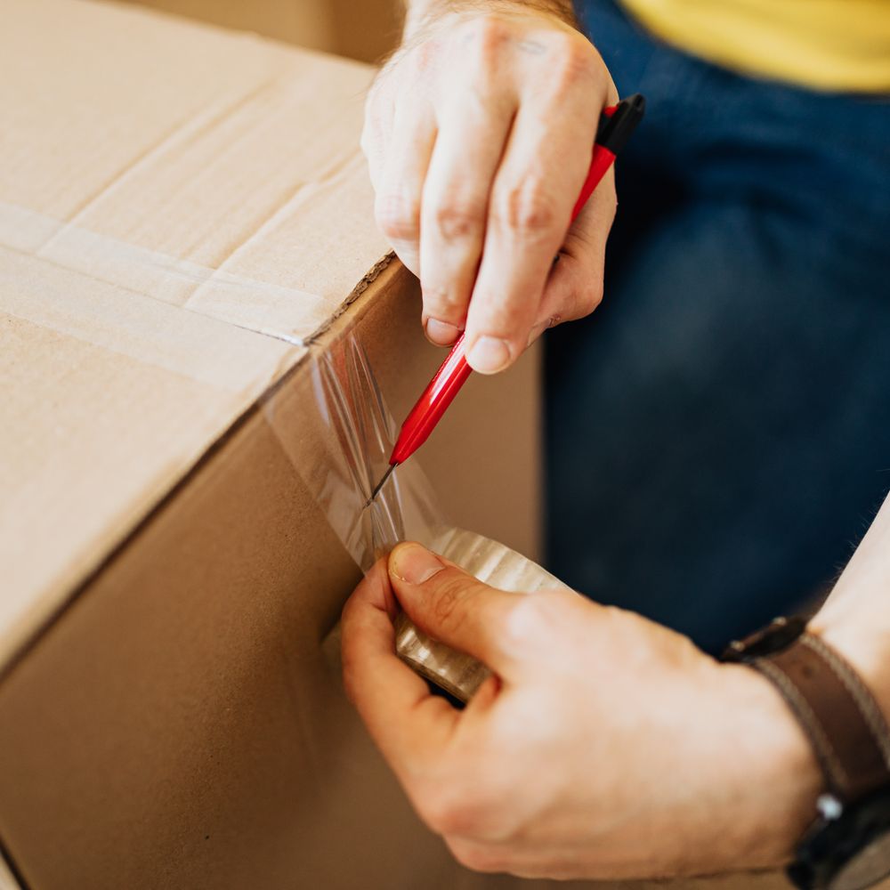 Sandbach — professional packers wrapping and boxing belongings