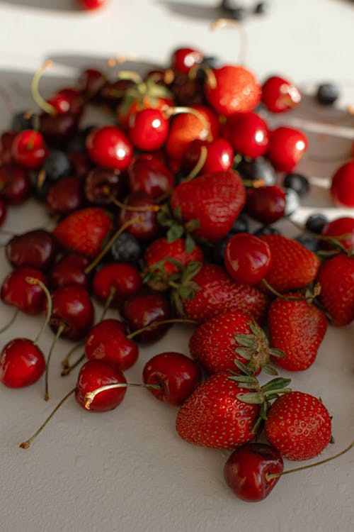 Free Red Strawberries on White Table Stock Photo