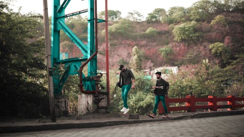 Free stock photo of friends, walking