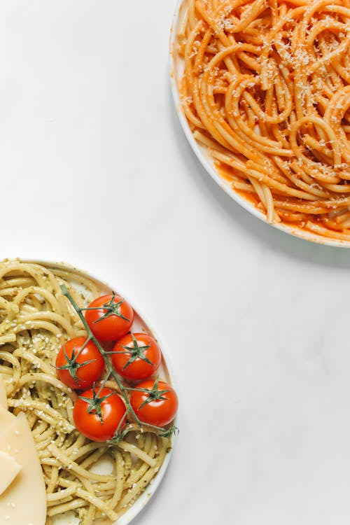 Pasta with Tomato Sauce and Basil Sauce