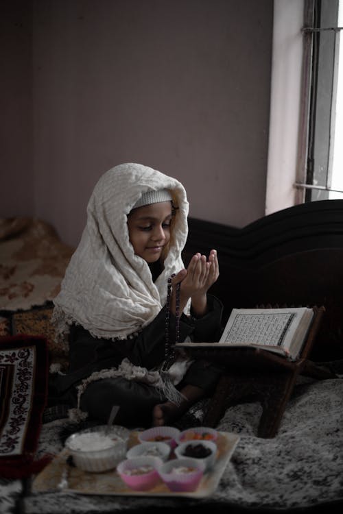 Photo of a Girl Praying