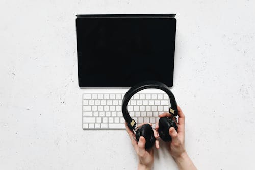 Keyboard and Headphones used with Tablet