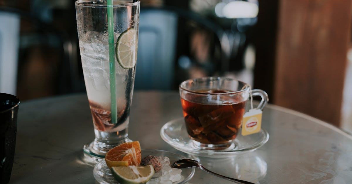 How to drink absinthe without sugar cube
