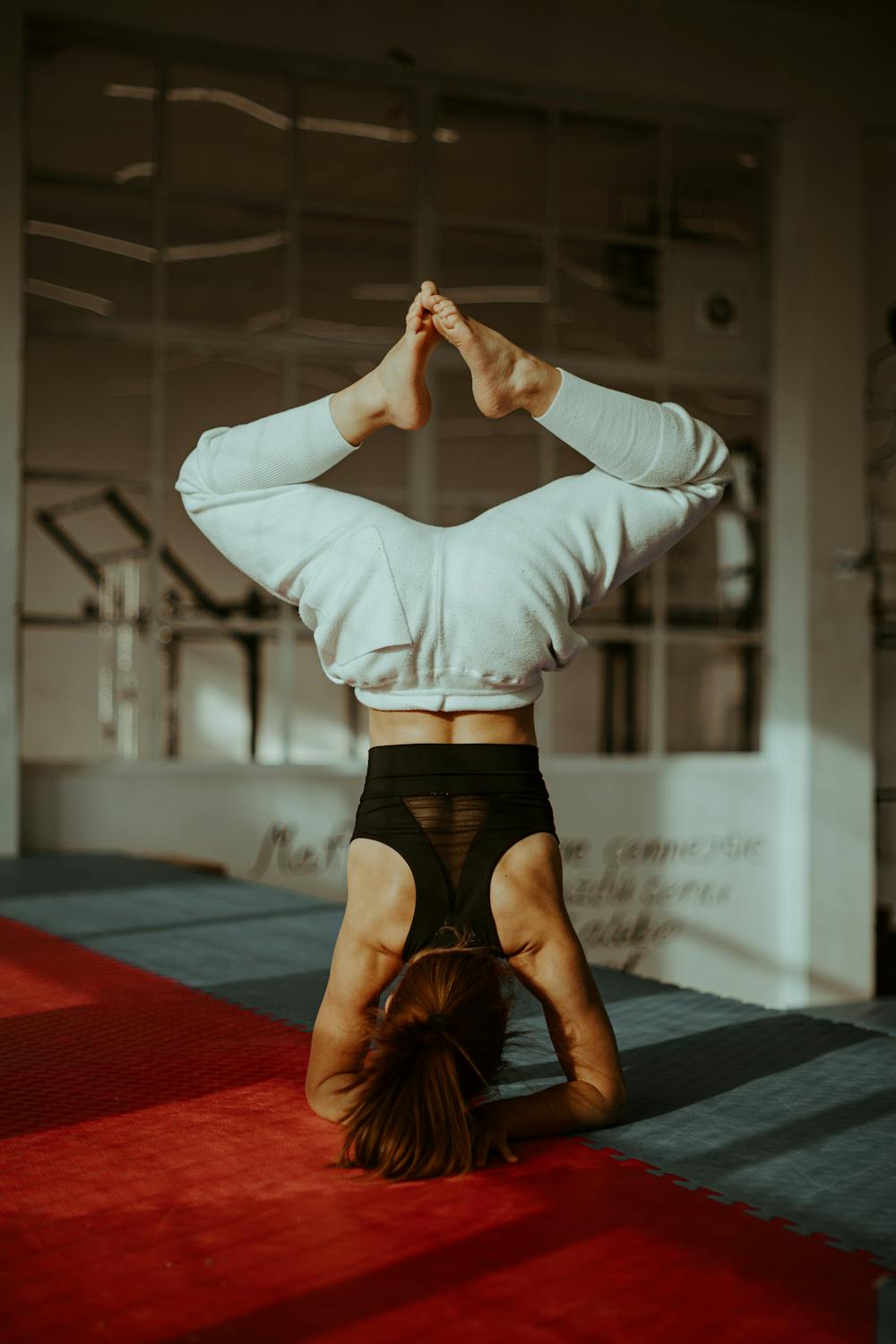 benefits of Headstand Yoga