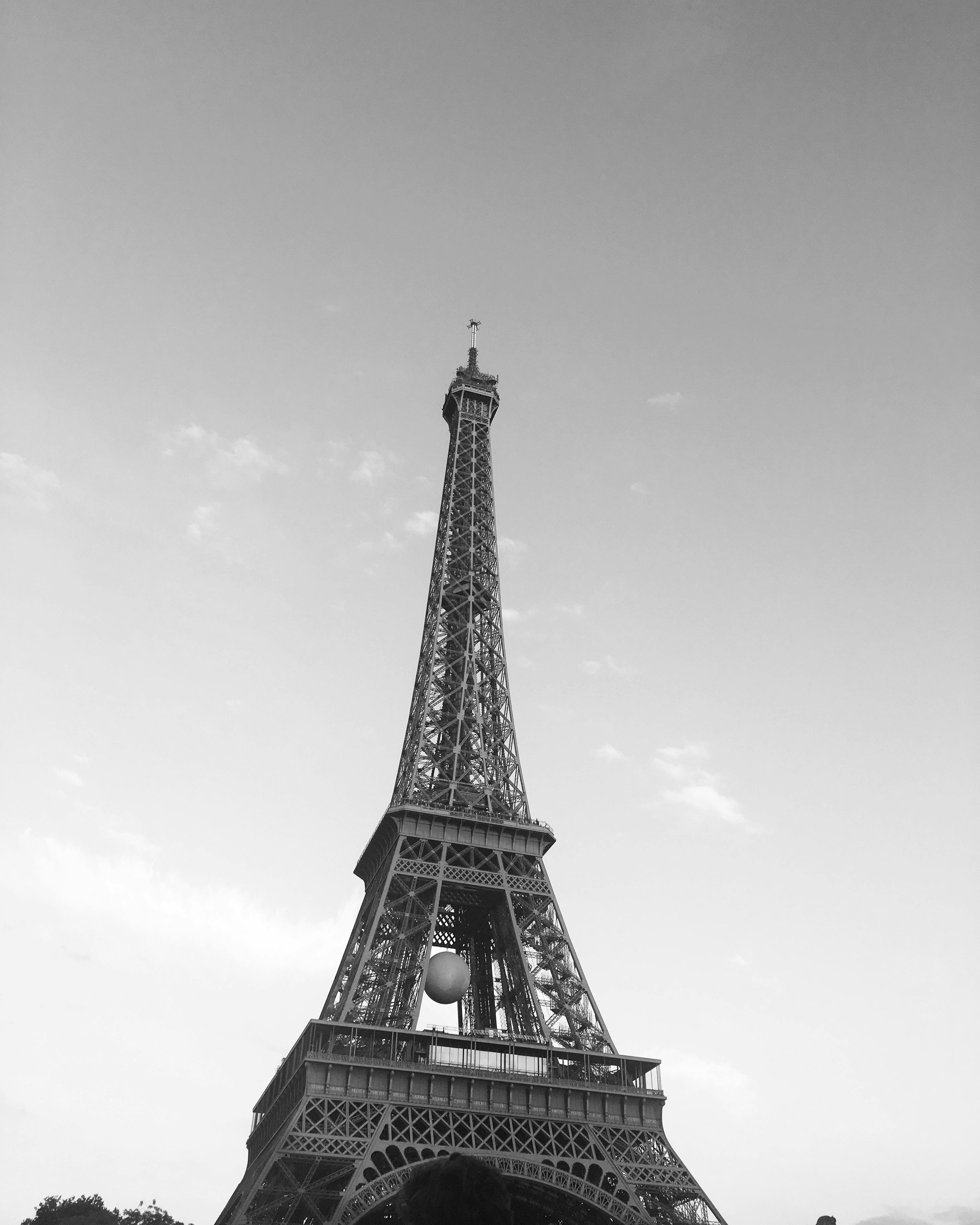 Terbaru 28 Gambar Menara Eiffel Hitam Putih Gani Gambar