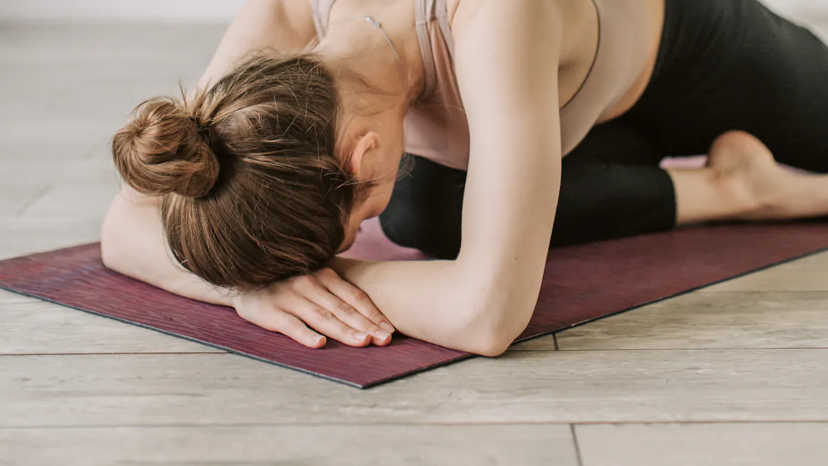 Jak poprawnie wykonać zaawansowaną pozycję ryby w jodze