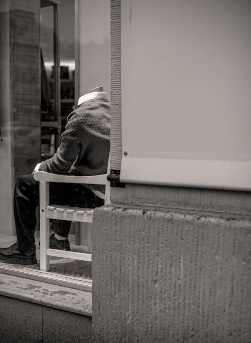 Headless dummy on bench in store