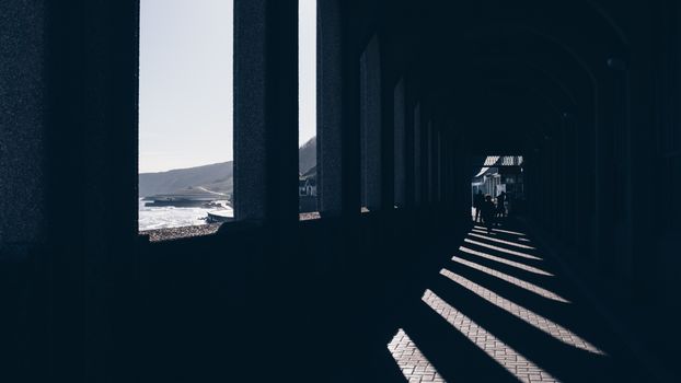 tunnel beach walkway