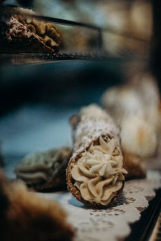 Cannoli