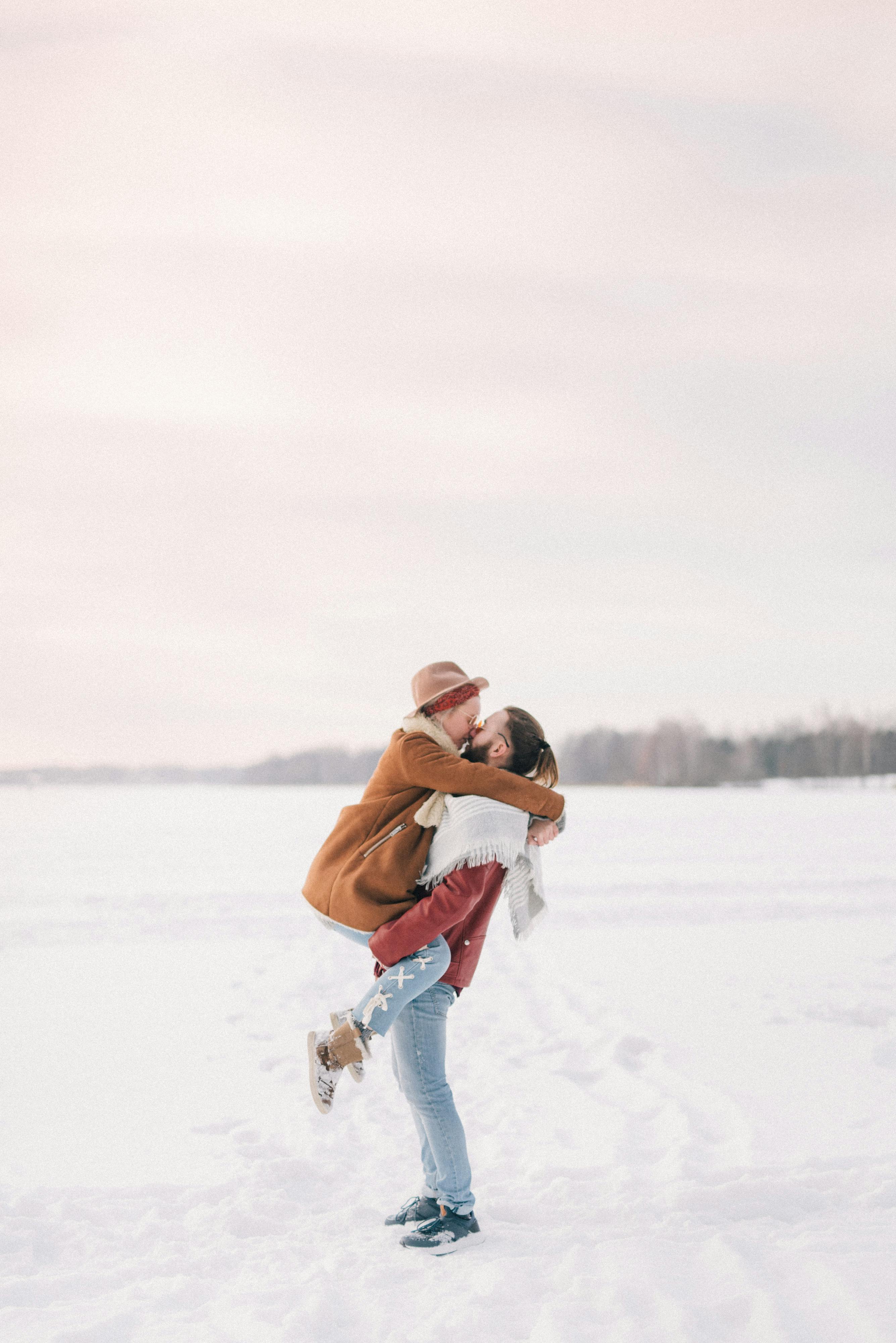 Cold Kissing Photos, Download The BEST Free Cold Kissing Stock Photos ...