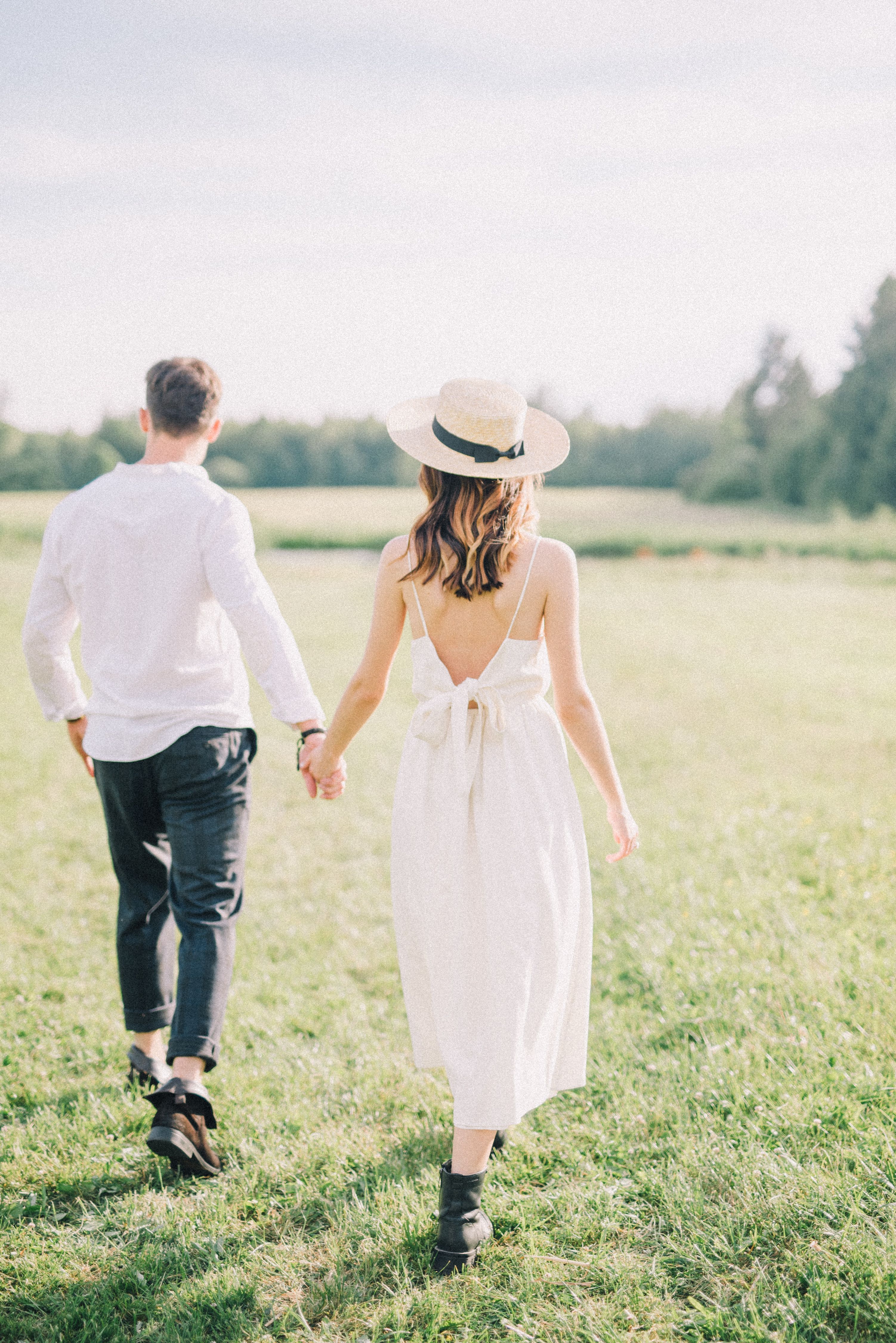 Couple Walking and Holding Hands · Free Stock Photo