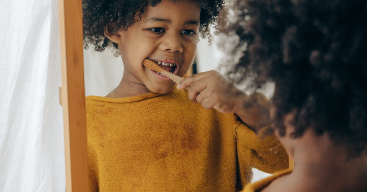 Should u brush your teeth before or after breakfast