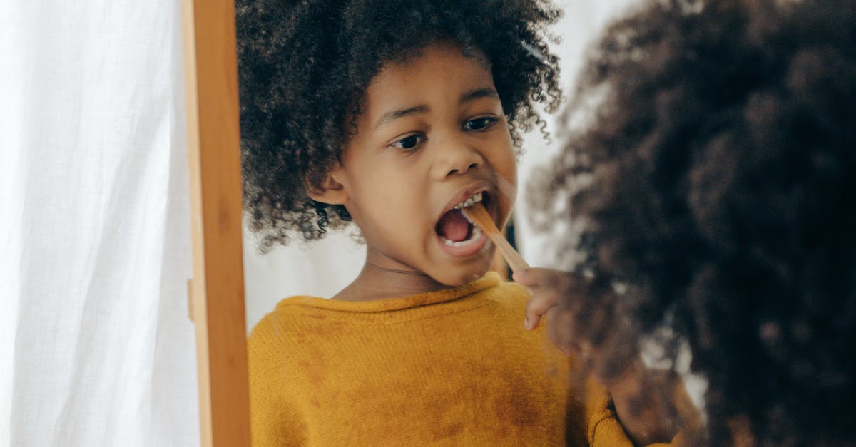 Should you brush your teeth before or after breakfast UK