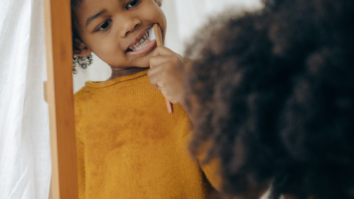 Démêlant maison enfant cheveux naturels sans sulfates - illustration