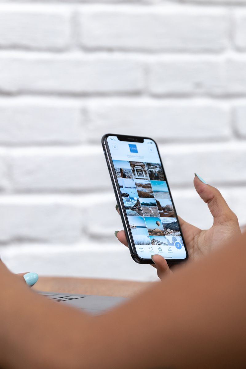Influencer marketing campaign management for brand awareness and audience growth