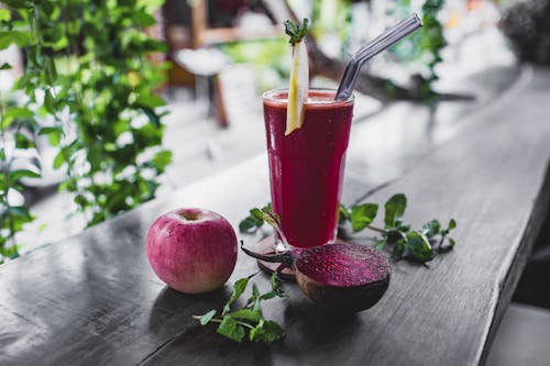 Free Apple and Beetroot Smoothie  Stock Photo