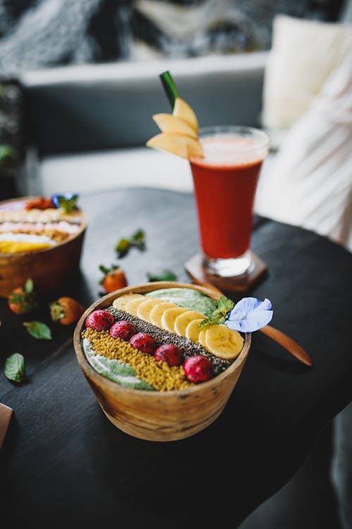 Free Delicious dessert with fruits and juice on table Stock Photo