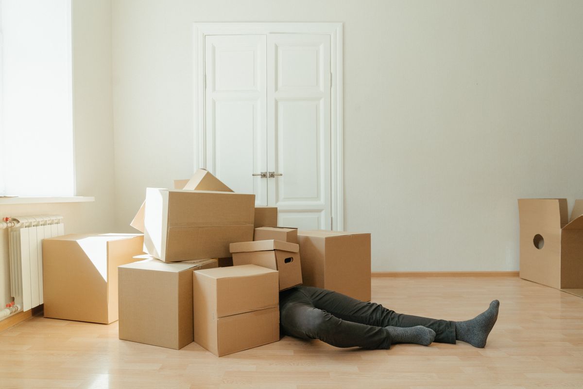 Professional packers from VIP House Movers protecting fragile items