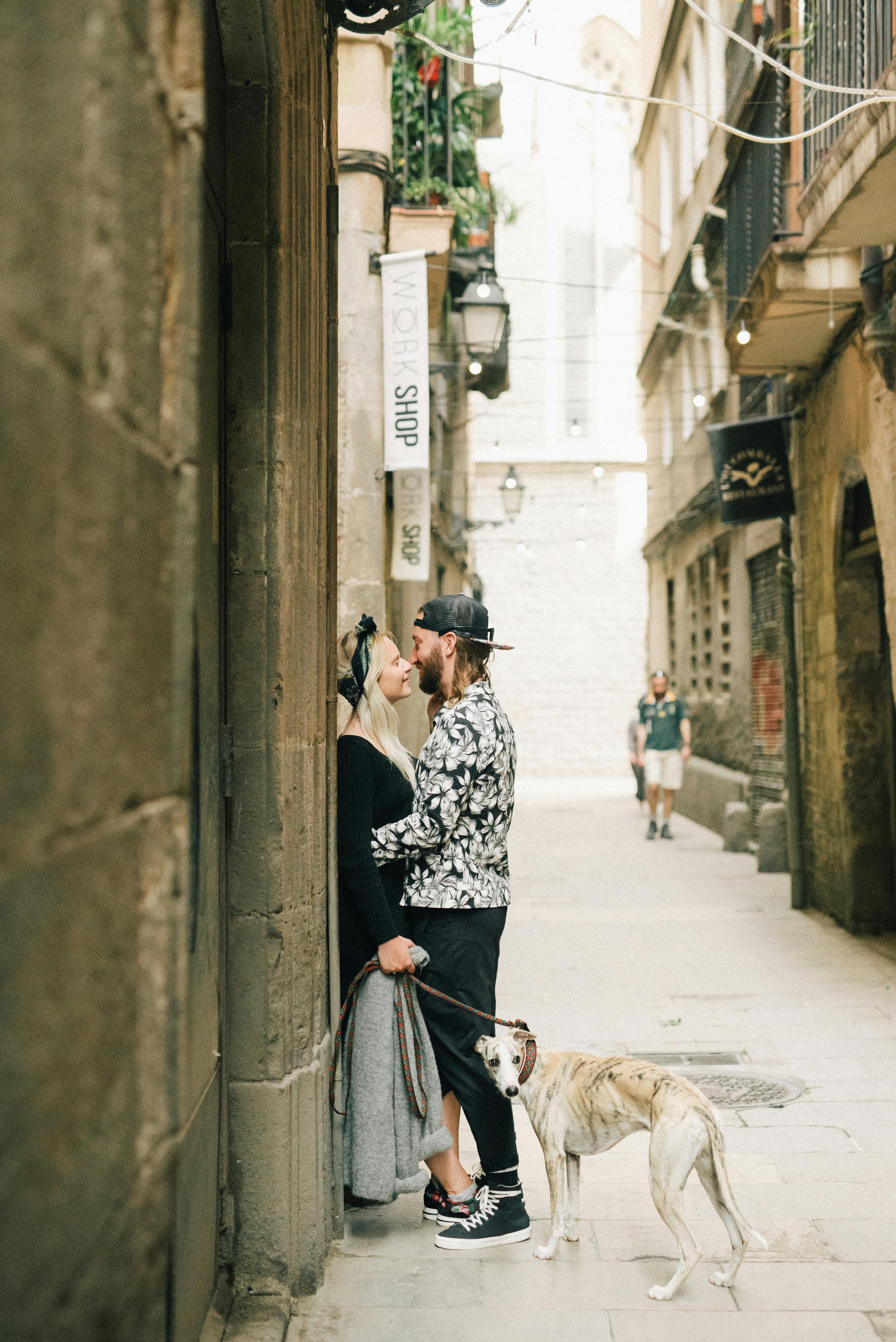 travel fashion pet lovers adventure