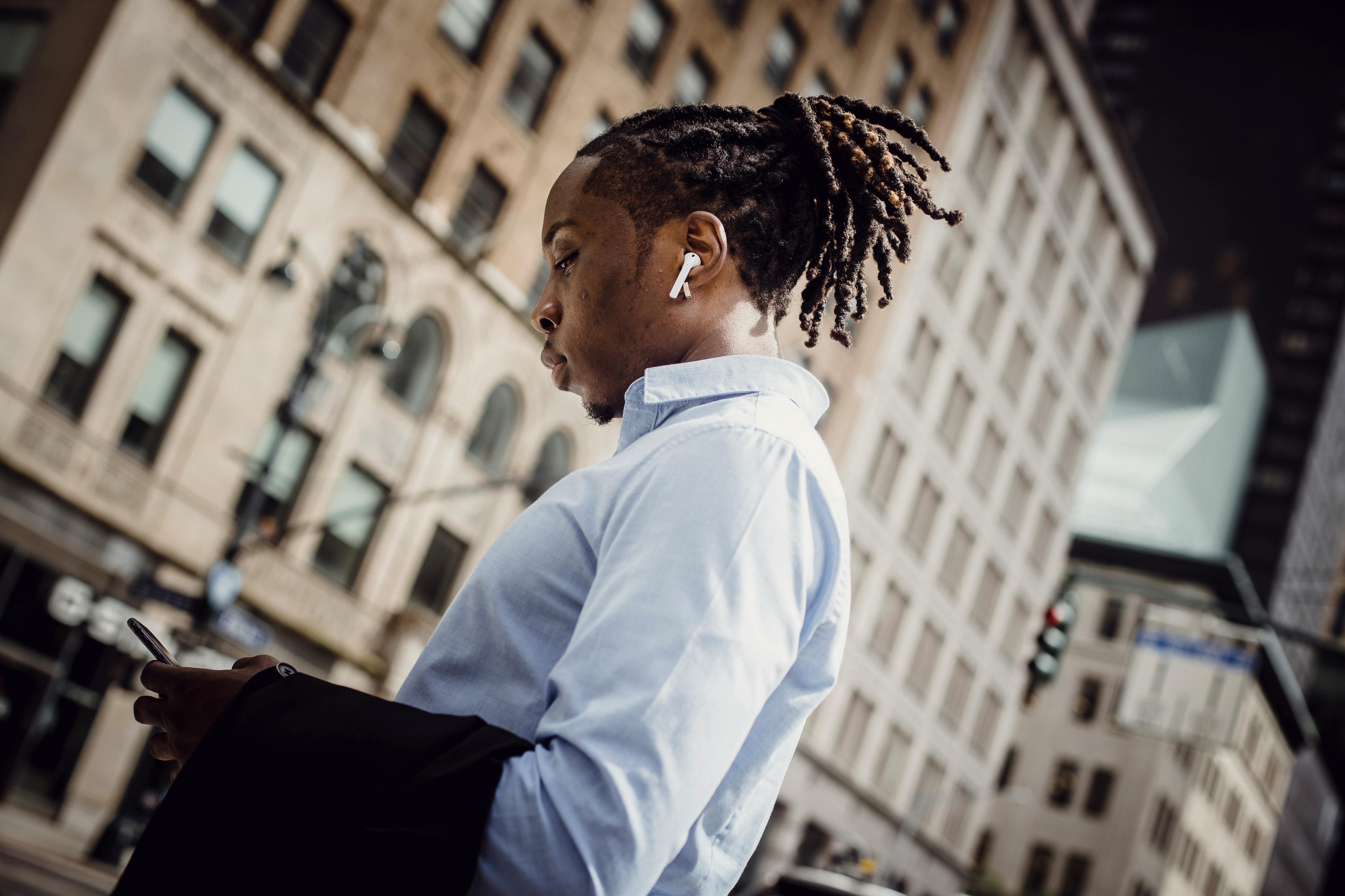 Is being social media manager Hard?